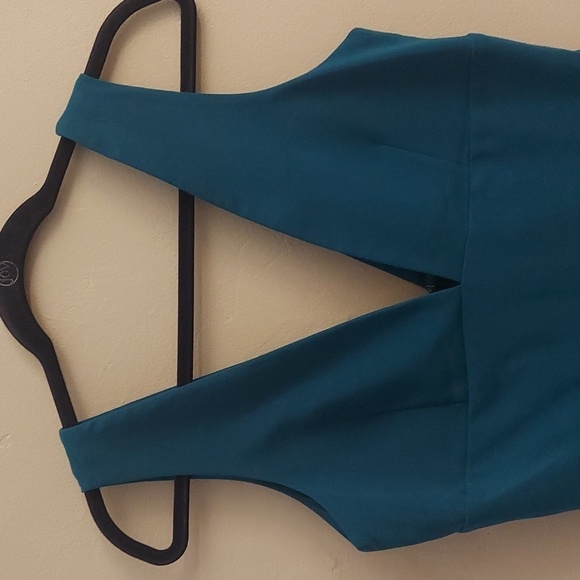 LAUNDRY BY SHELLI SEGAL Sleeveless VNeck Peplum Dress - Picture 4 of 12